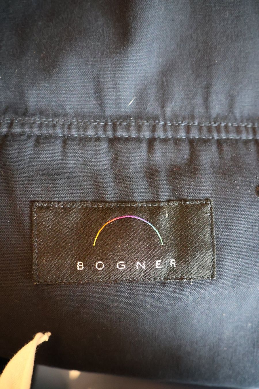 Bogner Gilets & Westen: Dunkelblaue Bogner Vintageweste – Gebraucht aus Winterthur von jul_v9wx 4