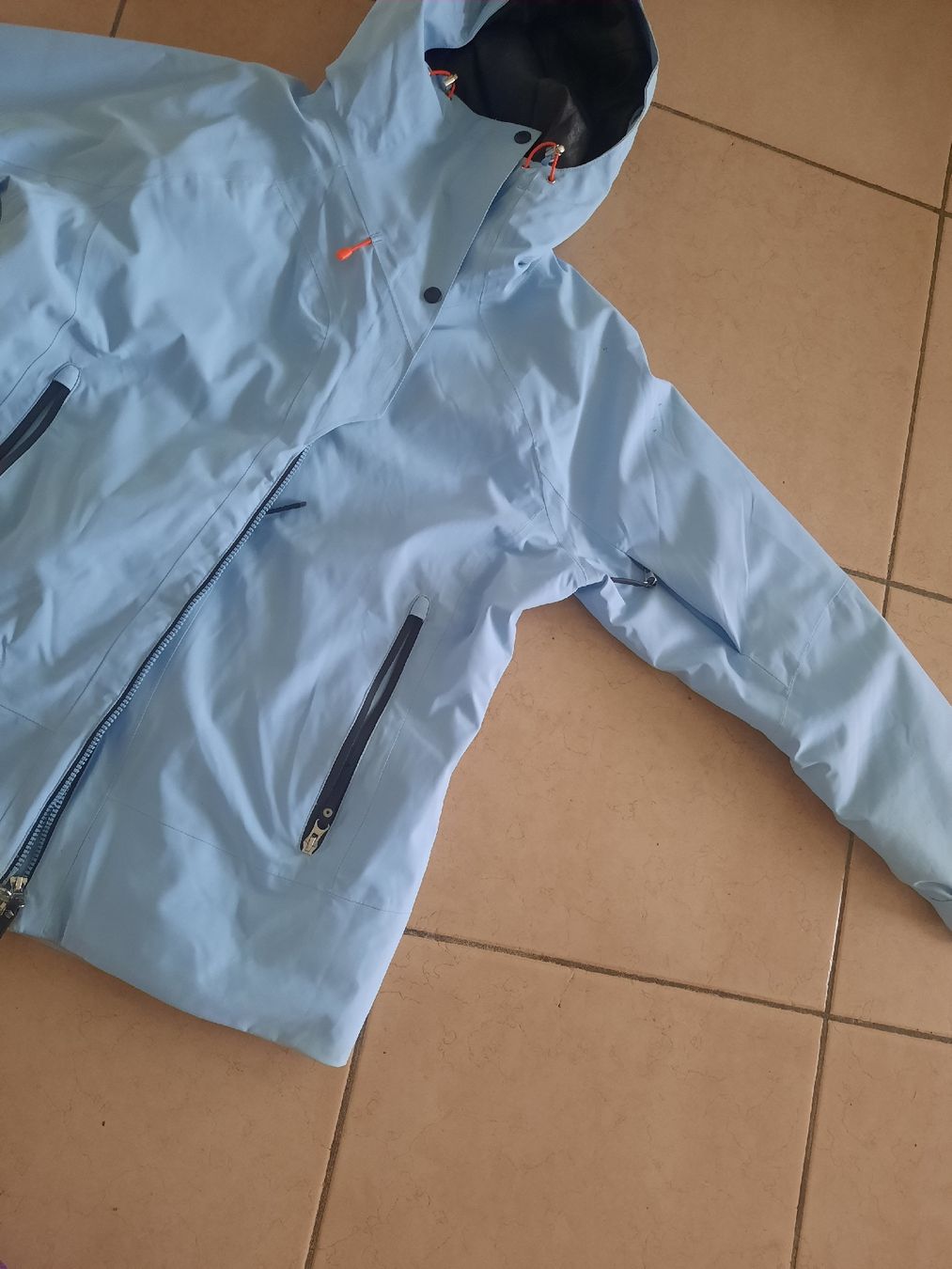 Vestes: Skijacke, Winterjacke – D'occasion à Lengnau BE par Enaile 1