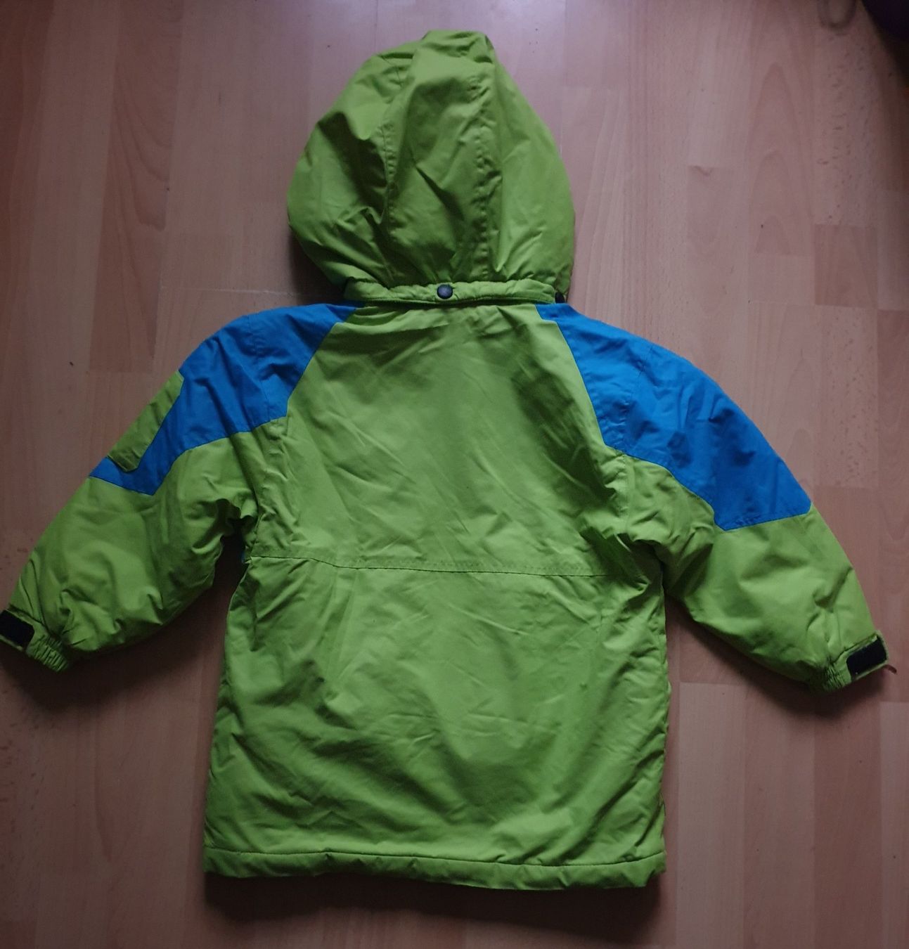 Jacken & Mäntel: Warme Winterjacke Gr. 122, grün/blau – Gebraucht aus Wettingen von tg_sd 1