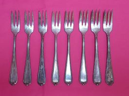 8 Dessert Gabeln von Wellner versilbert 90-15