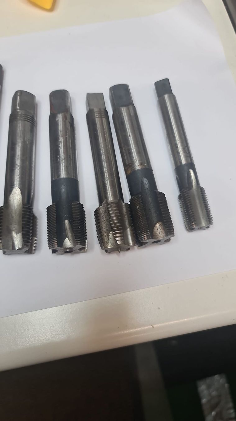 Tous les outils: Gewindebohrer HSS – D'occasion à Egerkingen par ogi3131 2