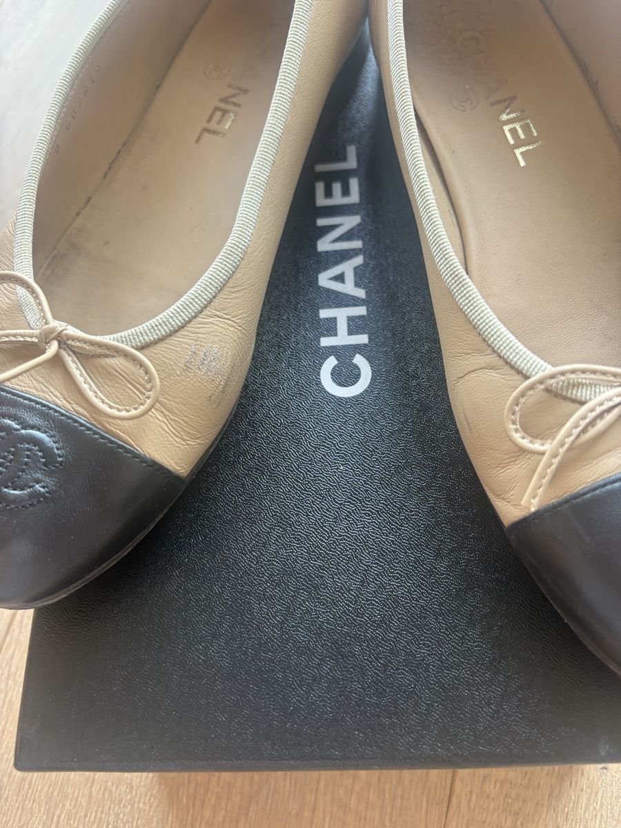 Chanel Scarpe da donna: Chanel Ballerinas Beige & Black, Size 38, Authentic – Usato da Zürich venduto da Theblondesalad 4