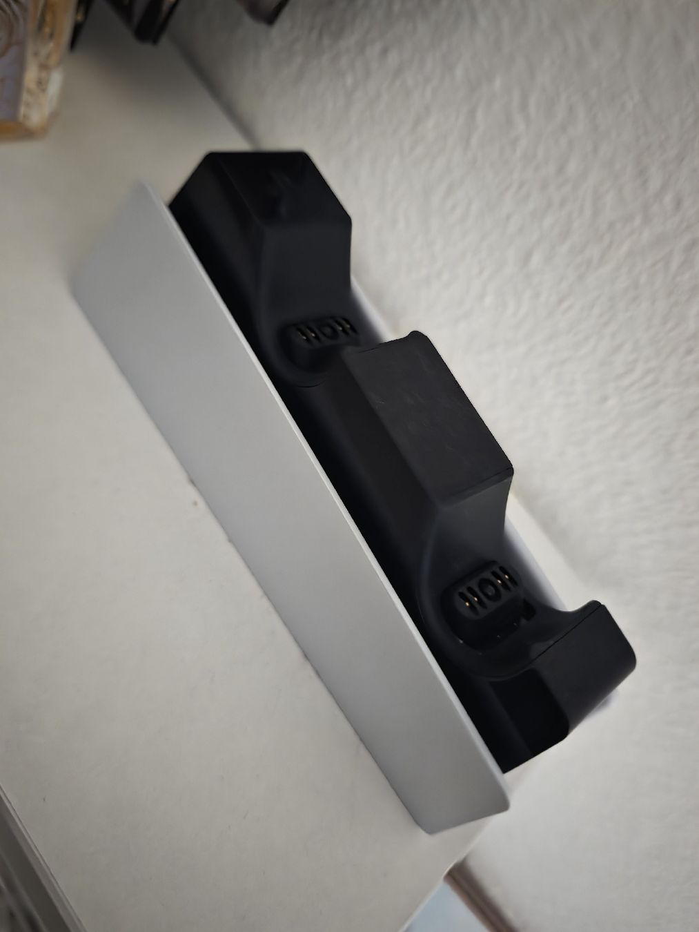 Docking station: Ps5 Ladestation für 2 Controller – Nuovo (secondo la descrizione) da Villmergen venduto da iwanoff99