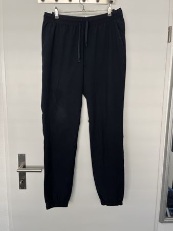 dünne Damen Sporthose dunkelblau Grösse 40 neuwertig