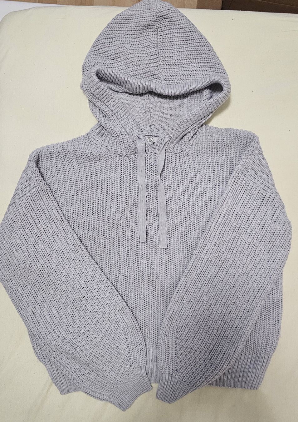 C&A Maglioni & Felpe: C&A Strickpullover mit Kapuze, Grösse S – Usato da Steinmaur venduto da Kiki_m240