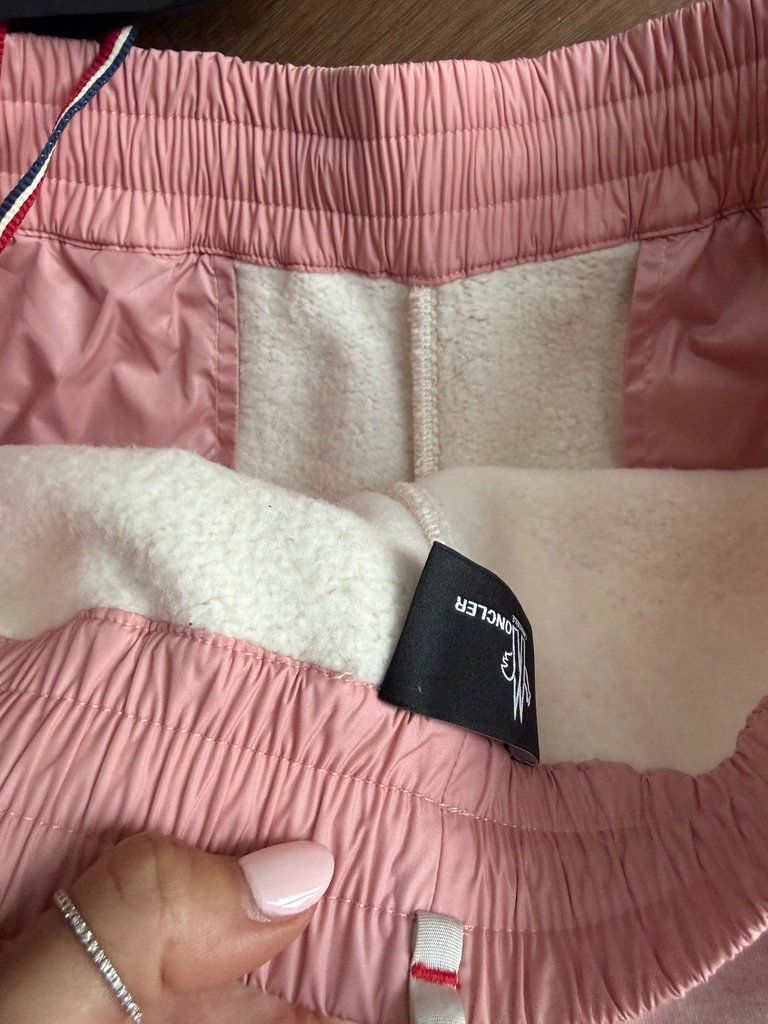 Moncler Pantaloni: New Moncler trackpants - M – Nuovo e nell'imballaggio originale da St-Sulpice VD venduto da juhdu 8