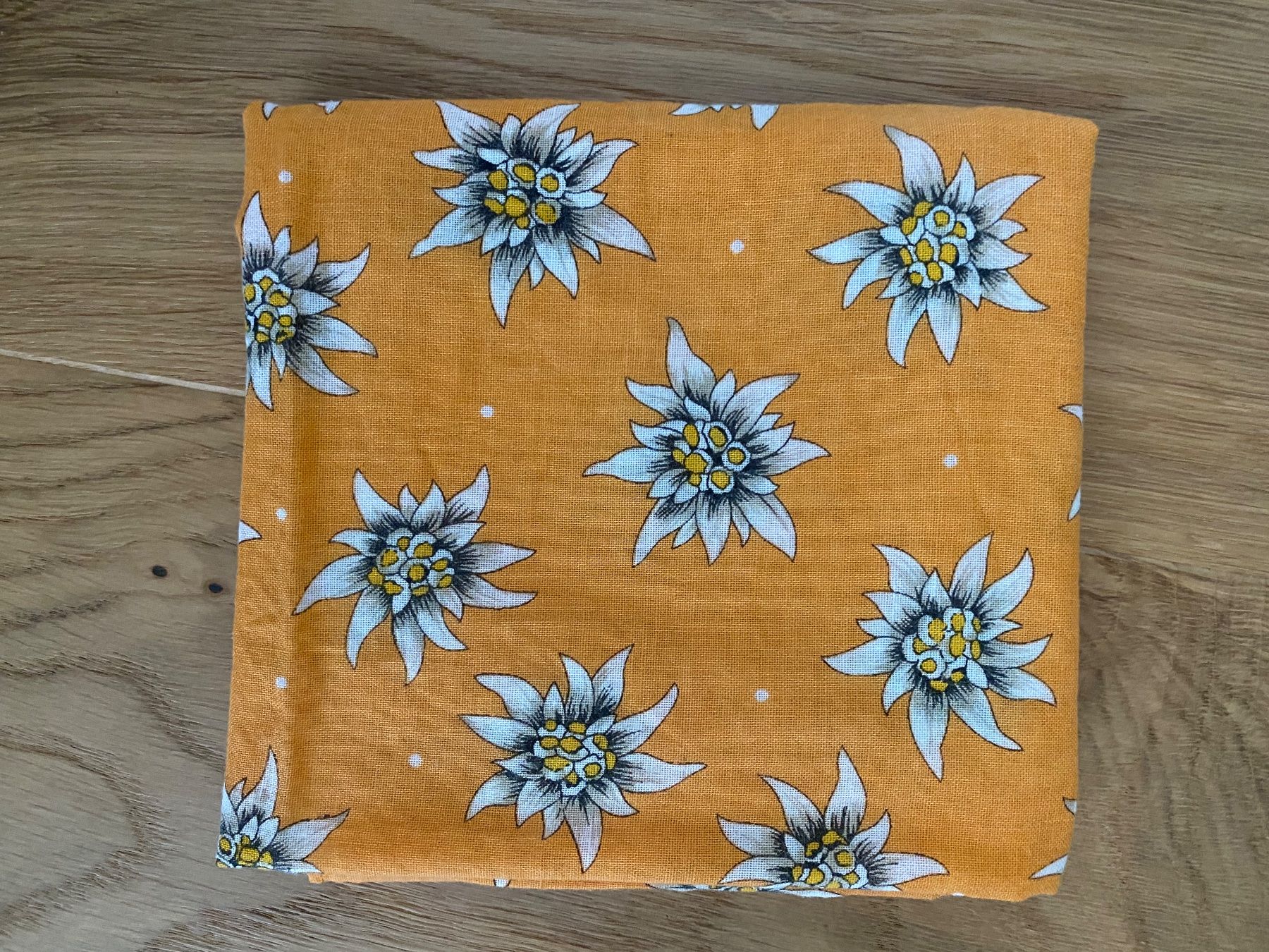 Foulard & Sciarpe: Edelweiss Halstuch ca 45x45cm Baumwolle – Usato da Einsiedeln venduto da PaedeK84 4