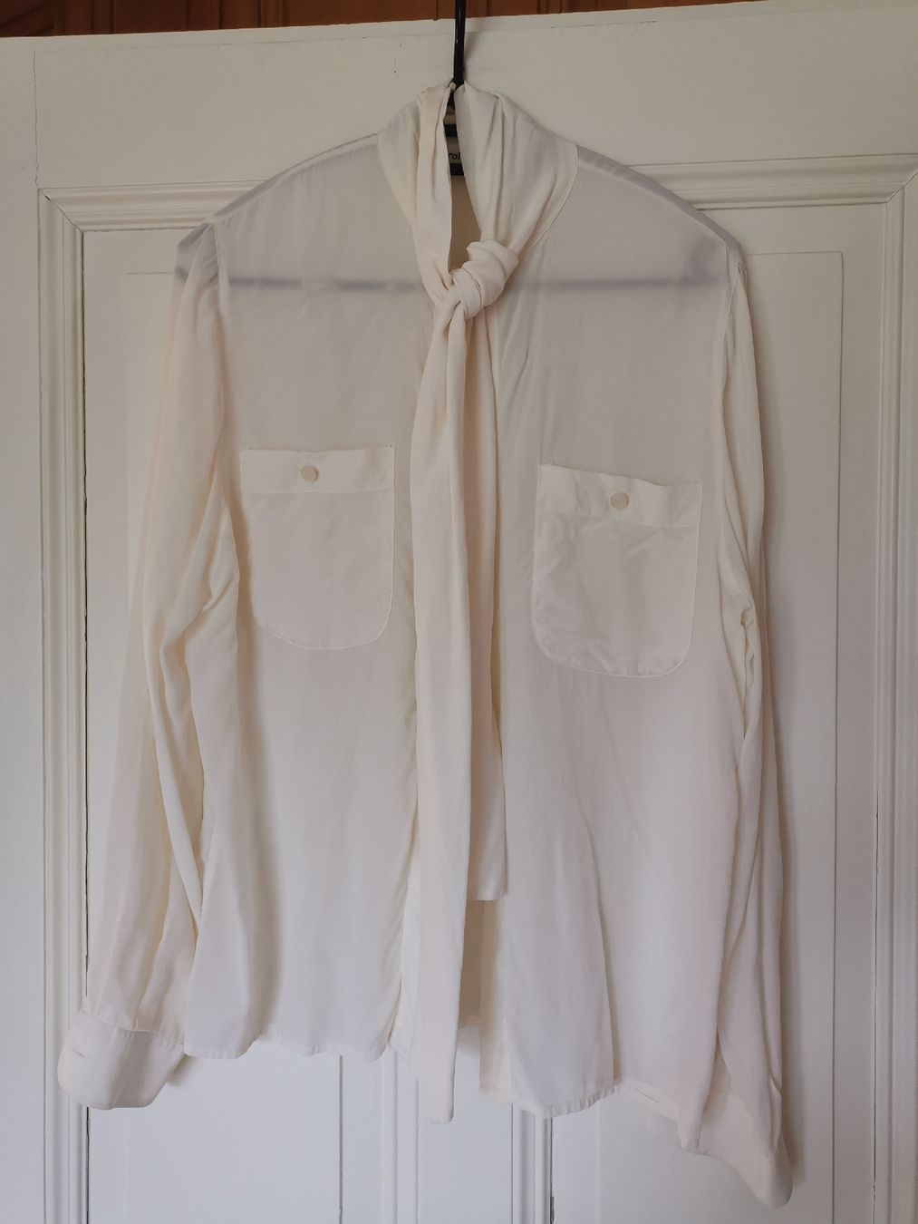 Blusen: Solange Mondor, vintage Seidenbluse, Schluppe  – Gebraucht aus Uerikon von pink_flamingo