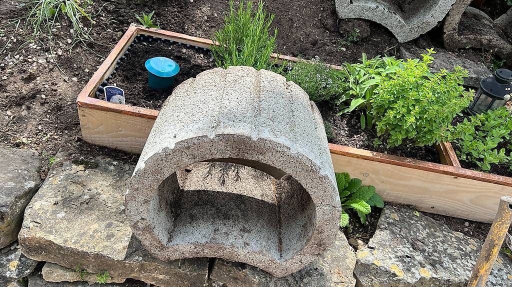 Vasi per fiori: Pflanzring | Pflanzstein | Betonringe – Usato da Gwatt (Thun) venduto da Schmidiii 1