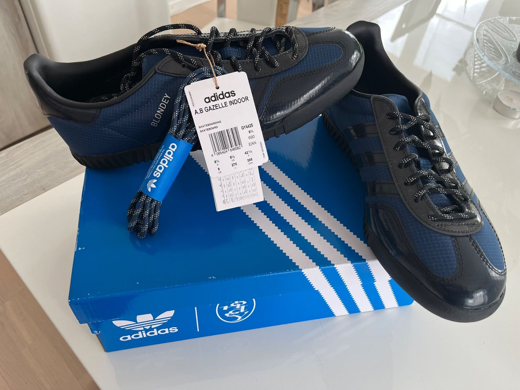 Adidas Gazelle x Blondey McCoy Neu! 42 2/3! (Neuf avec emballage d'origine)   Gebenstorf pour CHF 129.9  avec livraison | Acheter sur Ricardo