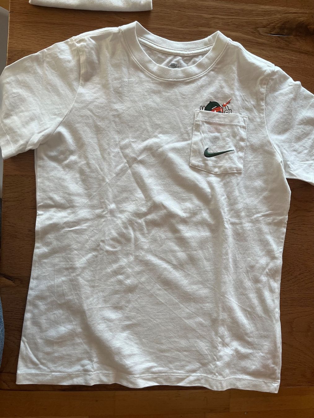 Nike Kleiderpakete & -sets: 2er Pack Nike T-shirts – Gebraucht aus Ittigen von joel154 2
