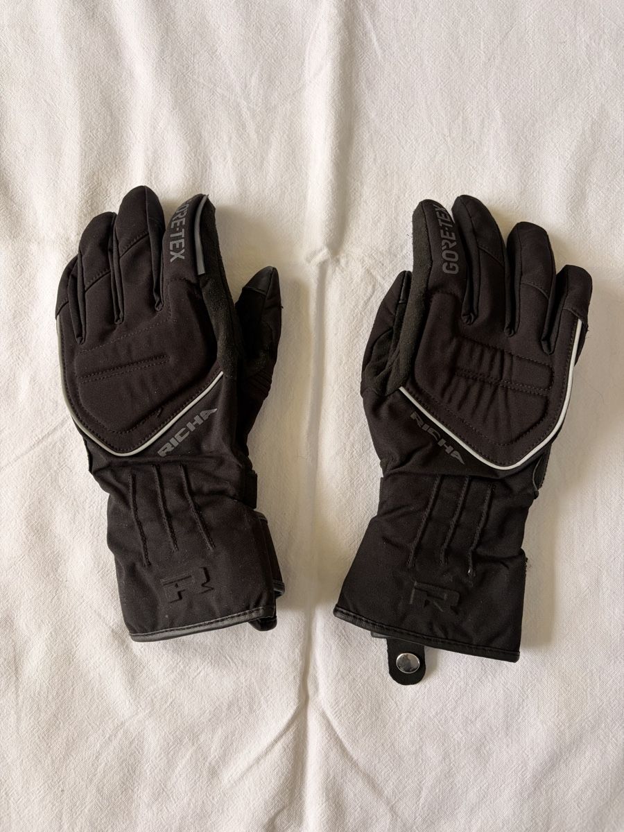 Guanti & manicotti: Goretex Motorradhandschuhe  – Nuovo (secondo la descrizione) da Biel/Bienne venduto da shekinah20