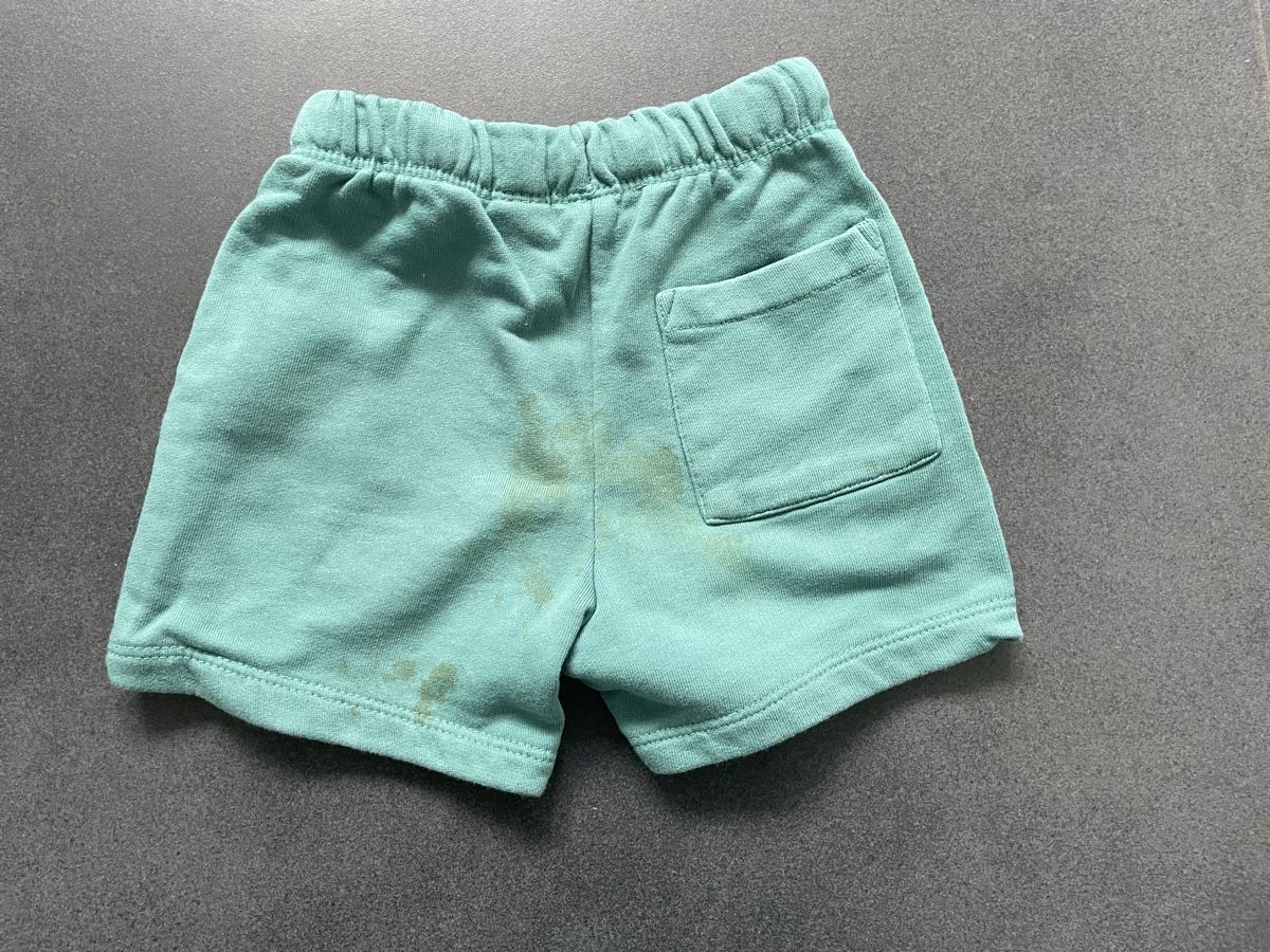 Zara Pantaloni: Shorts Gr. 104 Zara – Usato da Aesch ZH venduto da lawas 1