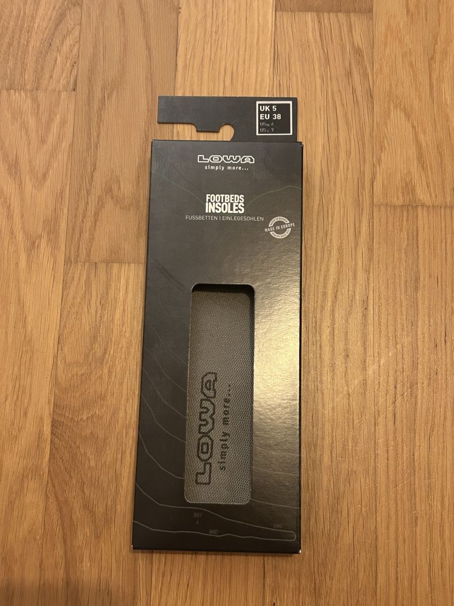 Lowa Herrenschuhe: Lowa Einlegesohlen Grösse 38 neu – Neu und originalverpackt aus Hunzenschwil von happy07201