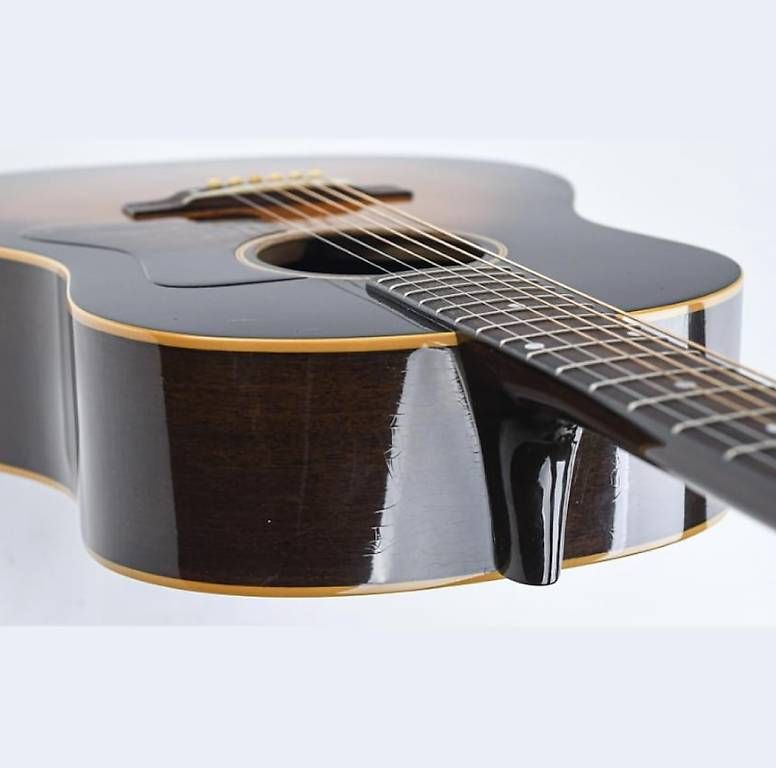 Musikinstrumente: Pre-War Guitars Co. Slope Shoulder – Gebraucht aus Onex von CB_CB 1