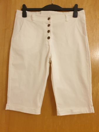 Short blanc, L, TODAY, 96%coton, très bon état 