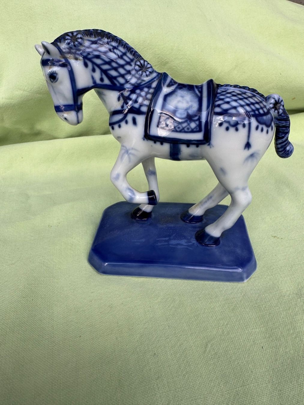 Statuette: Porzellanpferd – Usato da Ranflüh venduto da kas_8b27