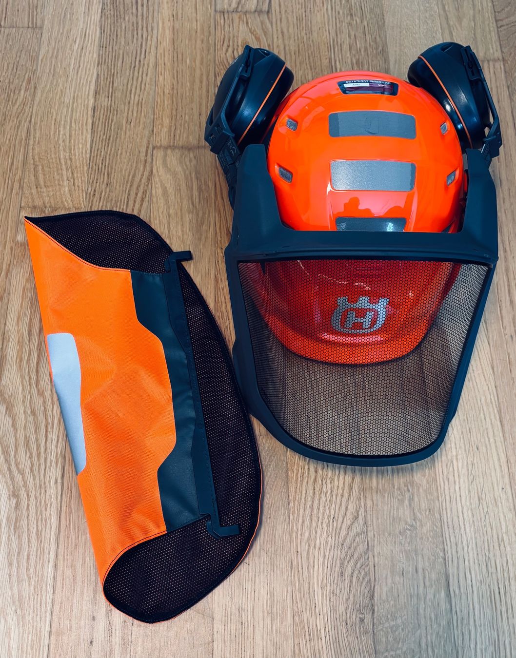 Husqvarna Protezione per viso e udito: Husqvarna Forsthelm Technical – Nuovo (secondo la descrizione) da Sissach venduto da swxx5 1
