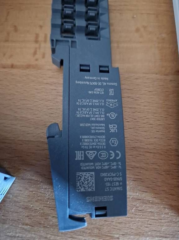 Siemens Sistema di controllo: SIEMENS ET200 Interface Modul IM155-6PN ST – Nuovo (secondo la descrizione) da Bülach venduto da Myflomi 1