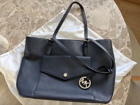 Michael Kors Jet Set Travel Tote – Dunkelblau