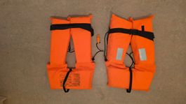 2 Rettungswesten 100N orange Grösse L wie neu, nie im Wasser