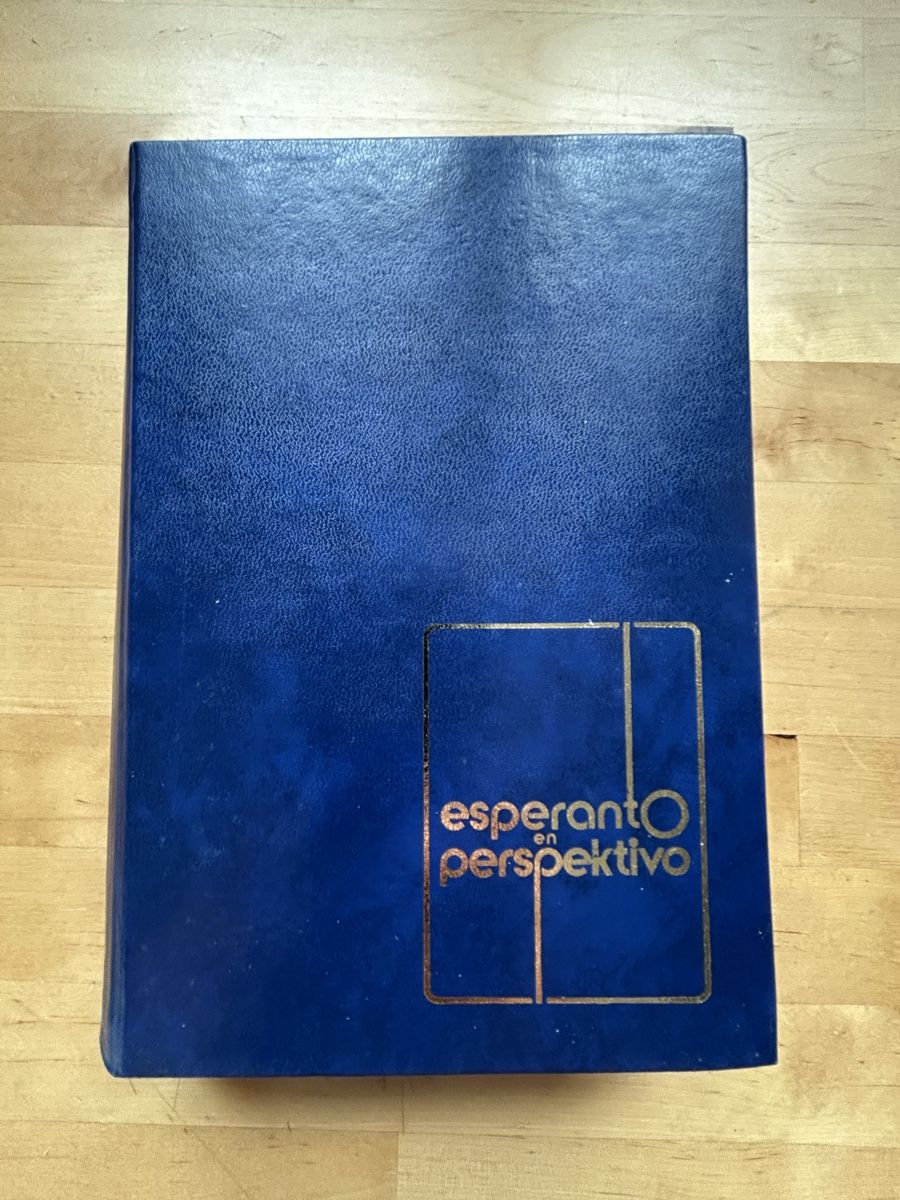 Libri: Esperanto en perspektivo - 1974 – Usato da Himmelried venduto da rasmus67