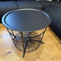 IKEA GUALÖV Tisch