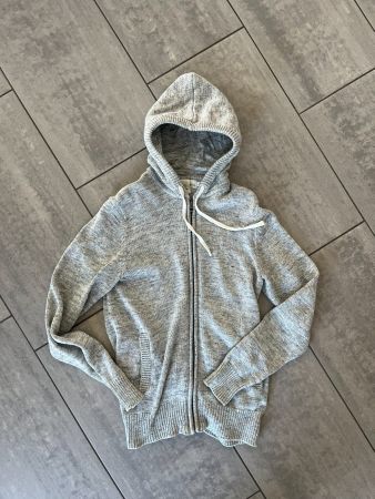 Strickjacke Grau