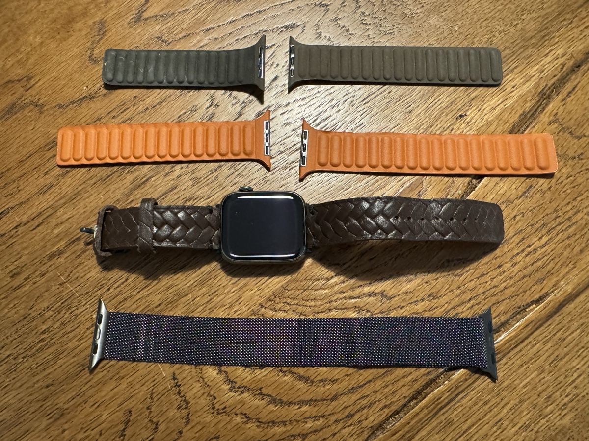 Apple Smartwatch: Apple Watch Series 9 (45mm) – Usato da Muri b. Bern venduto da saeny