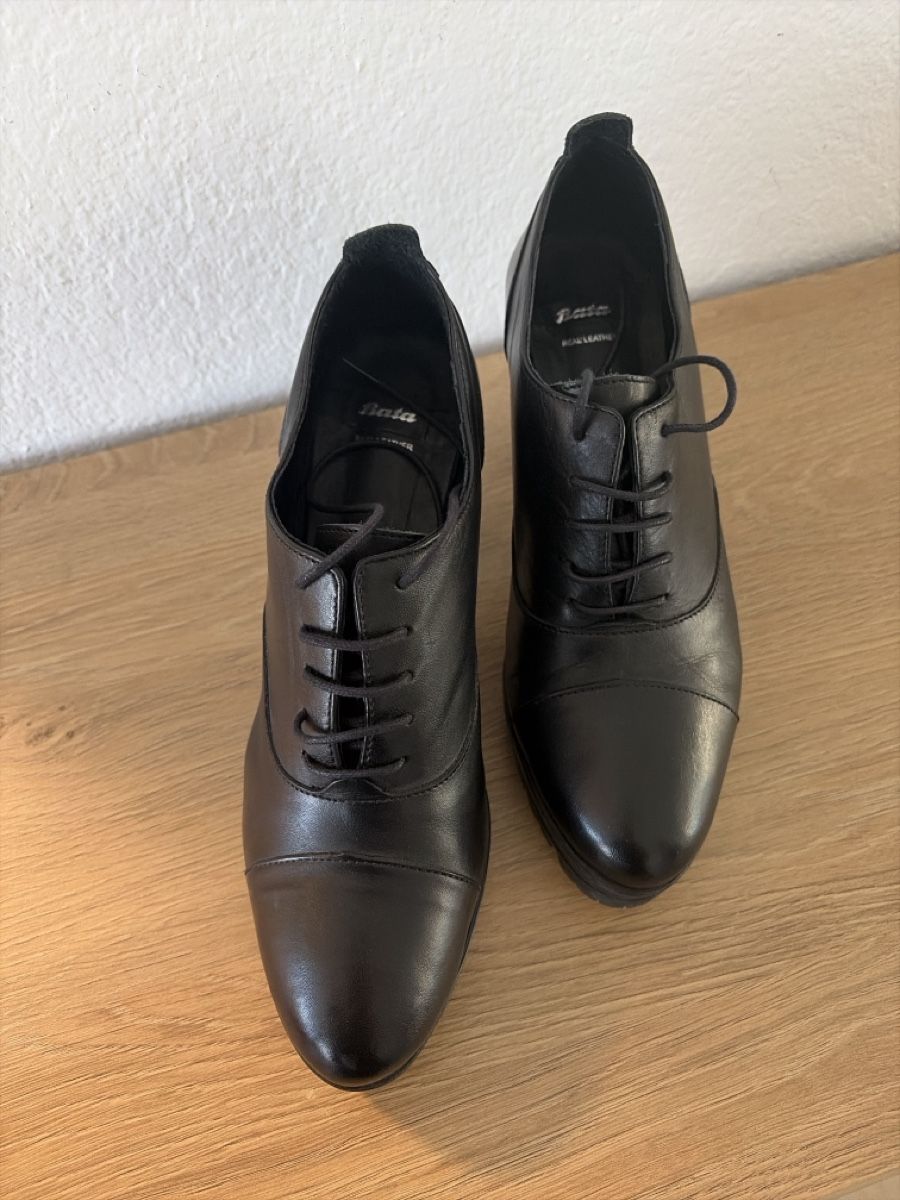 Scarpe da donna: Bata Schnürschuhe schwarz Absatz Plateau Grösse 41 – Usato da Oberglatt ZH venduto da kaj_tg7d 2