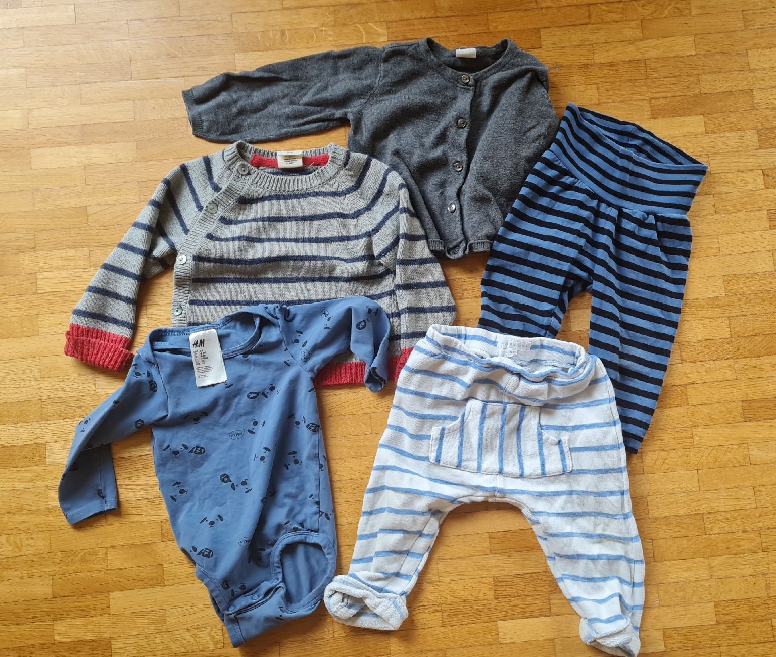 Lotti di vestiti: Gr. 68 Kleiderpaket – Usato da Wettingen venduto da Francesca011