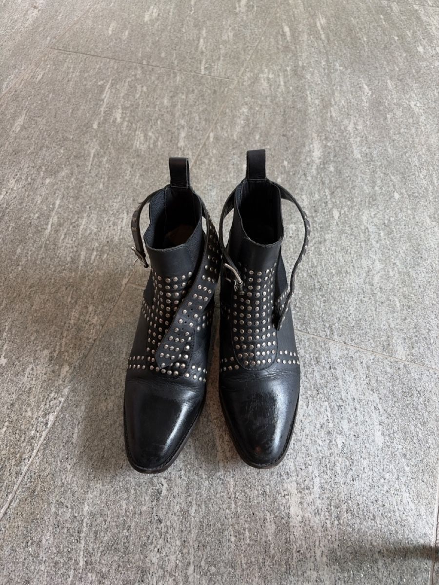 Chaussures femmes: Stivaletti borchiati - 38  – D'occasion à Davesco-Soragno par Chichijango