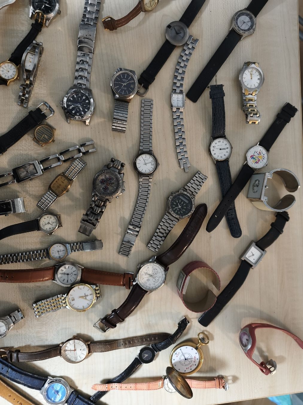 Uhren: Armbanduhr  – Gebraucht aus Kreuzlingen von dad_9x7b 5