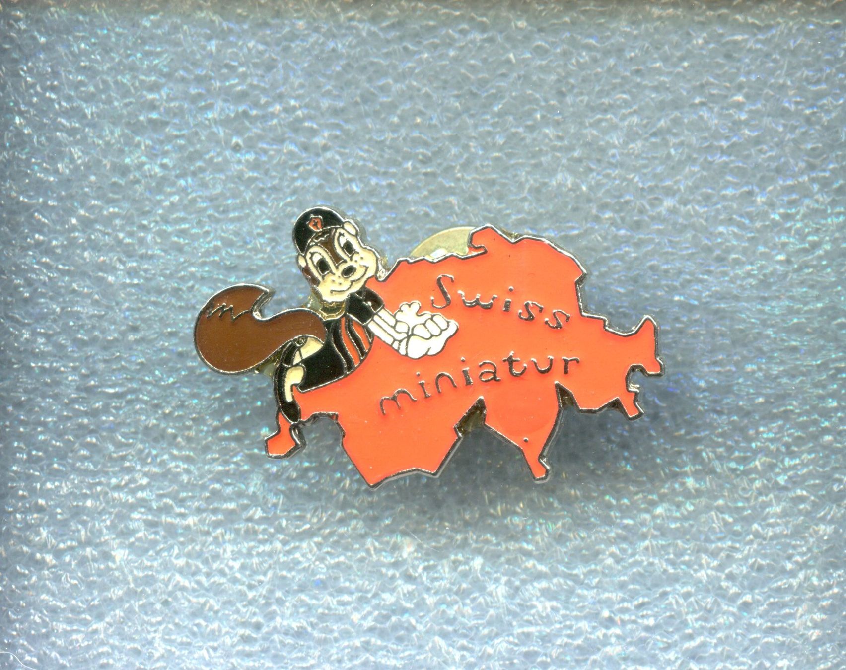 Swiss Placchette & Badge: Swiss miniatur – Usato da Winterthur venduto da Sammleroase