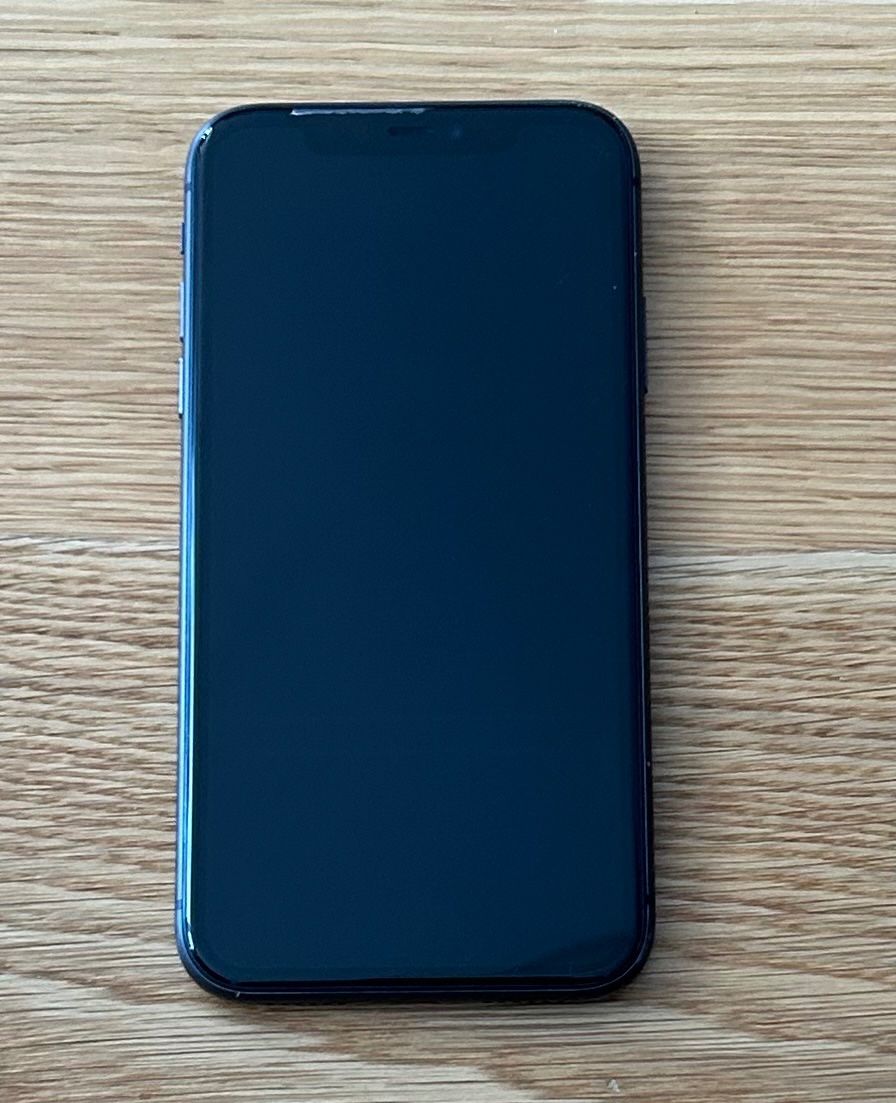 Apple Telefoni cellulari / Smartphones: iPhone 11 - 128GB - Schwarz – Usato da Altenrhein venduto da _6sbw 3