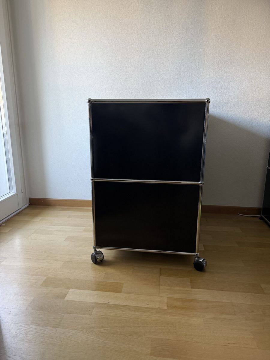 USM Regale: USM Haller Rollkorpus / Sideboard, schwarz – Gebraucht aus Zürich von dreimal2 7
