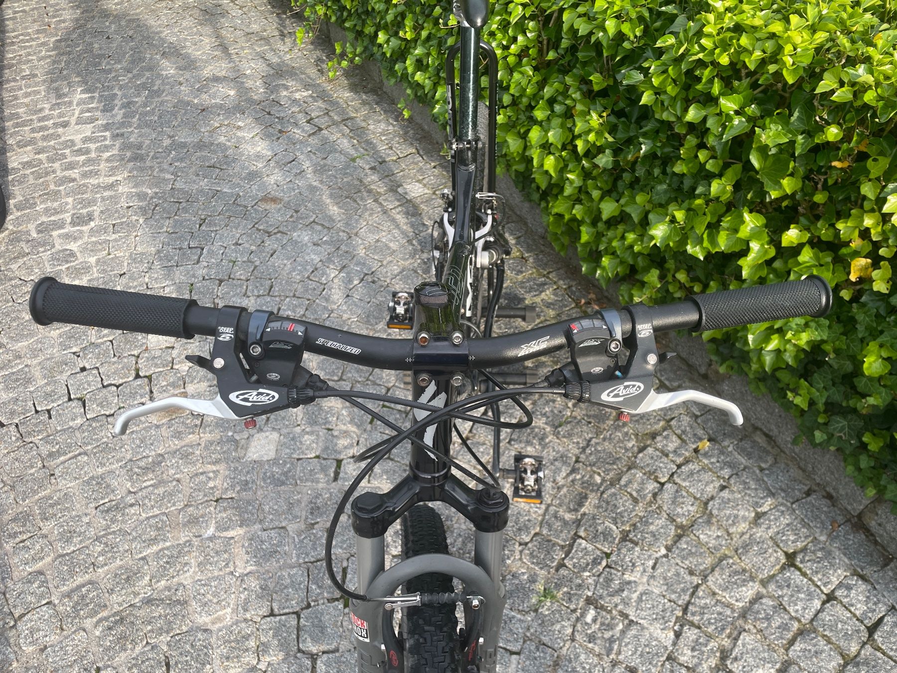 Specialized Vélos: Specialized Epic Fully Grösse M – D'occasion à Zürich par  3