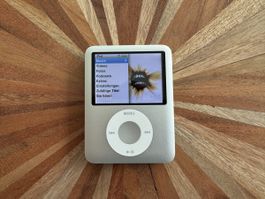 Originalzustand! iPod nano 3 4GB Silber