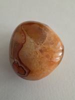 Sardonyx Rohstein poliert ca. 35x45x25mm.