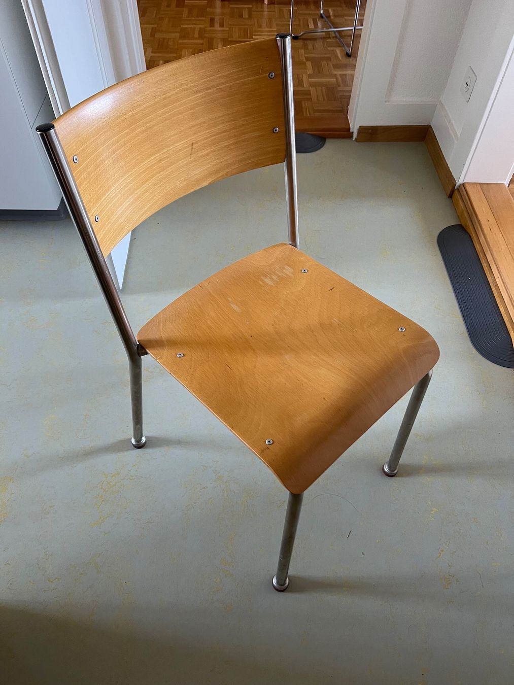 Sedie: Mesa Stuhl (Studentin 71, 315) – Usato da Zürich venduto da Martinpescador