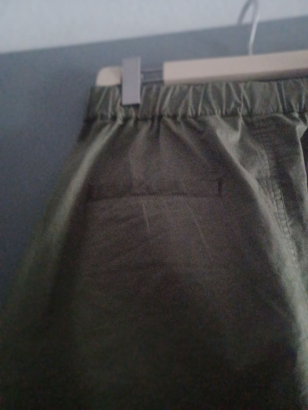 Marc O'Polo Gonne: Jupe cargo kaki taille  42 bon état – Usato da Sion venduto da linda0106 2