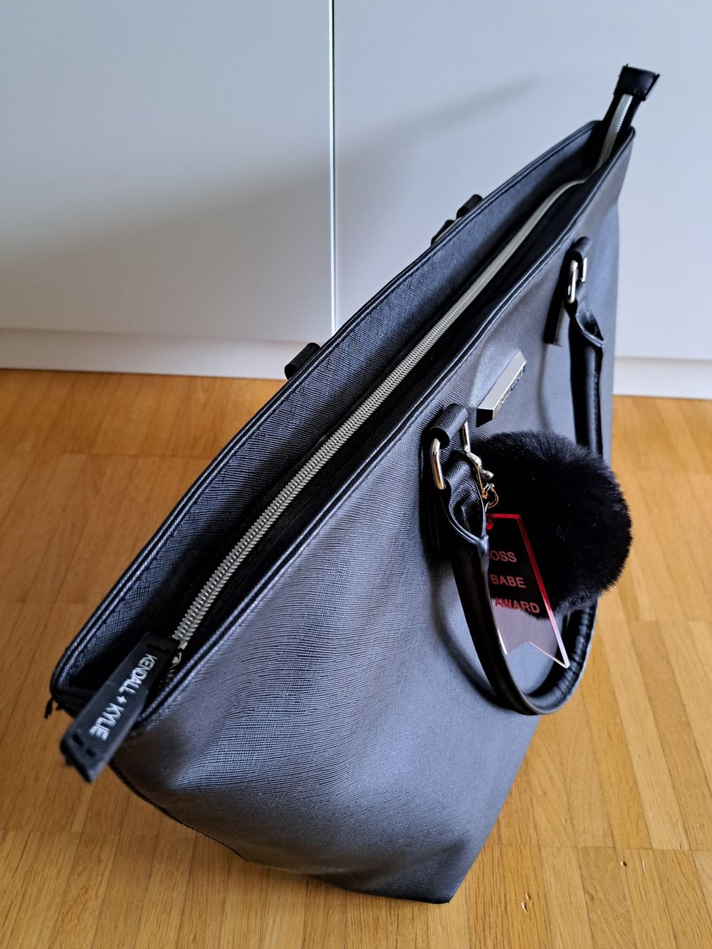 Taschen für Damen: Shopper Kendall + Kylie – Gebraucht aus Pfaffnau von hjp01 2