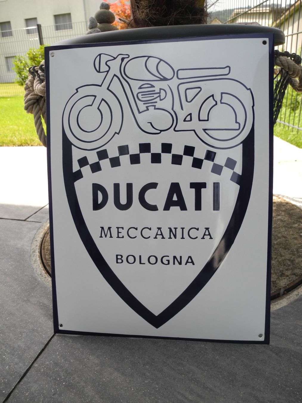 Ducati Ecriteaux: DUCATI EMAILSCHILD – Neuf (Voir description) à Reinach AG par Huckleberrysix