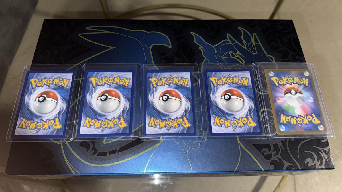 Pokémon Cartes à collectionner: Collection Box Charizard neu – Neuf (Voir description) à Bern par Diego-maradona 3