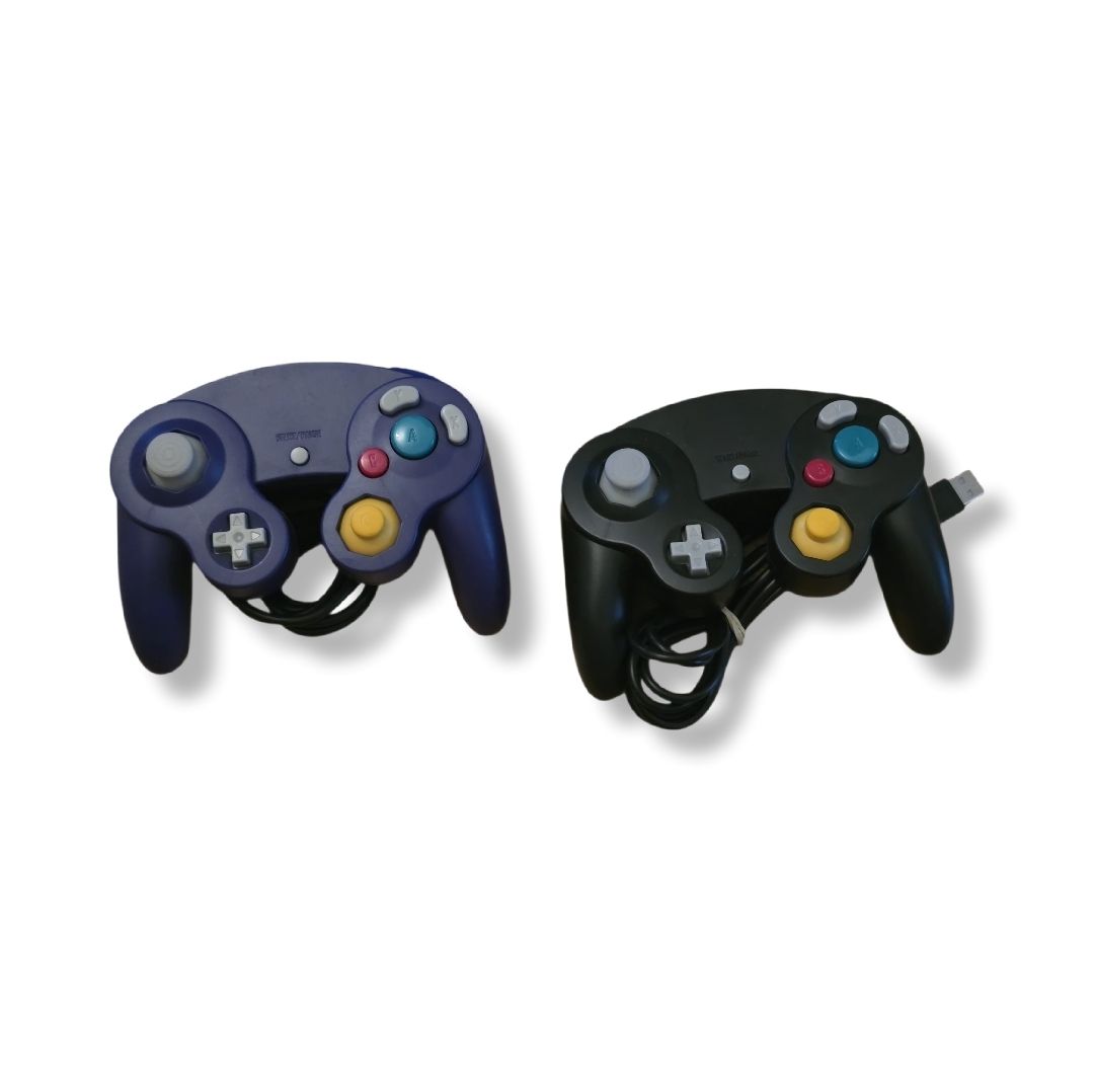Controller: 2 Manettes GameCube Violettes et Noires USB – Usato da Genève venduto da MariaS2