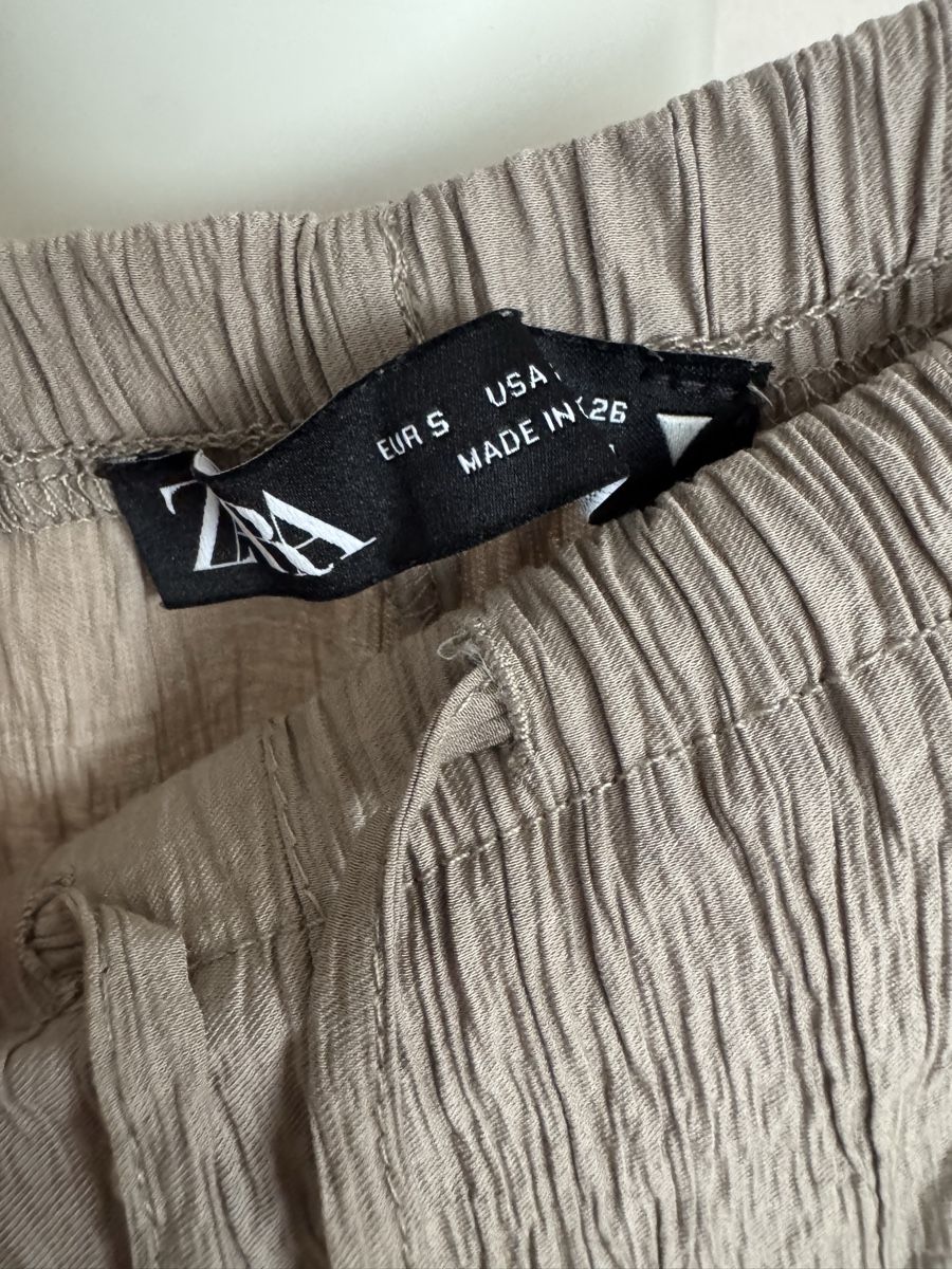 Zara Pantaloni: Zara Hose greige Grösse S  – Usato da Galgenen venduto da Vintluxe 1