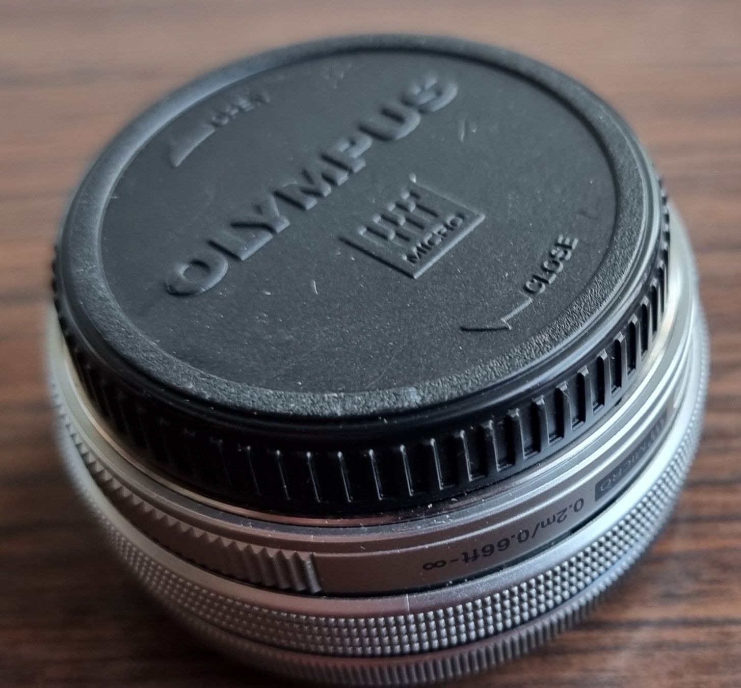 Olympus Obiettivi: Olympus Objektiv 14-42mm 1:3.5 - 5.6 MFT – Usato da Au ZH venduto da Krokodil08 2