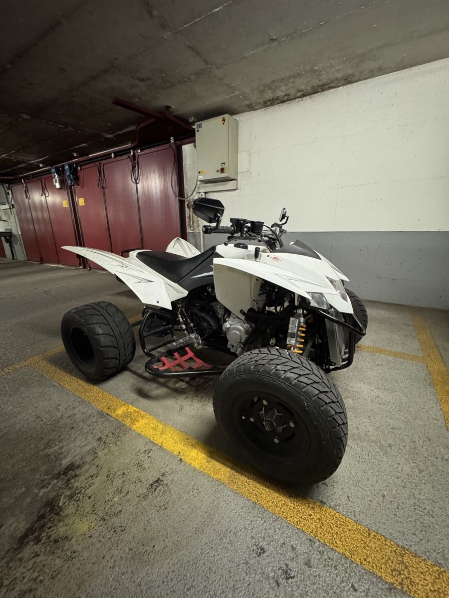 Quad SMC ram 323 mit 4200km 15kw (Gebraucht) in Chur für CHF 2500