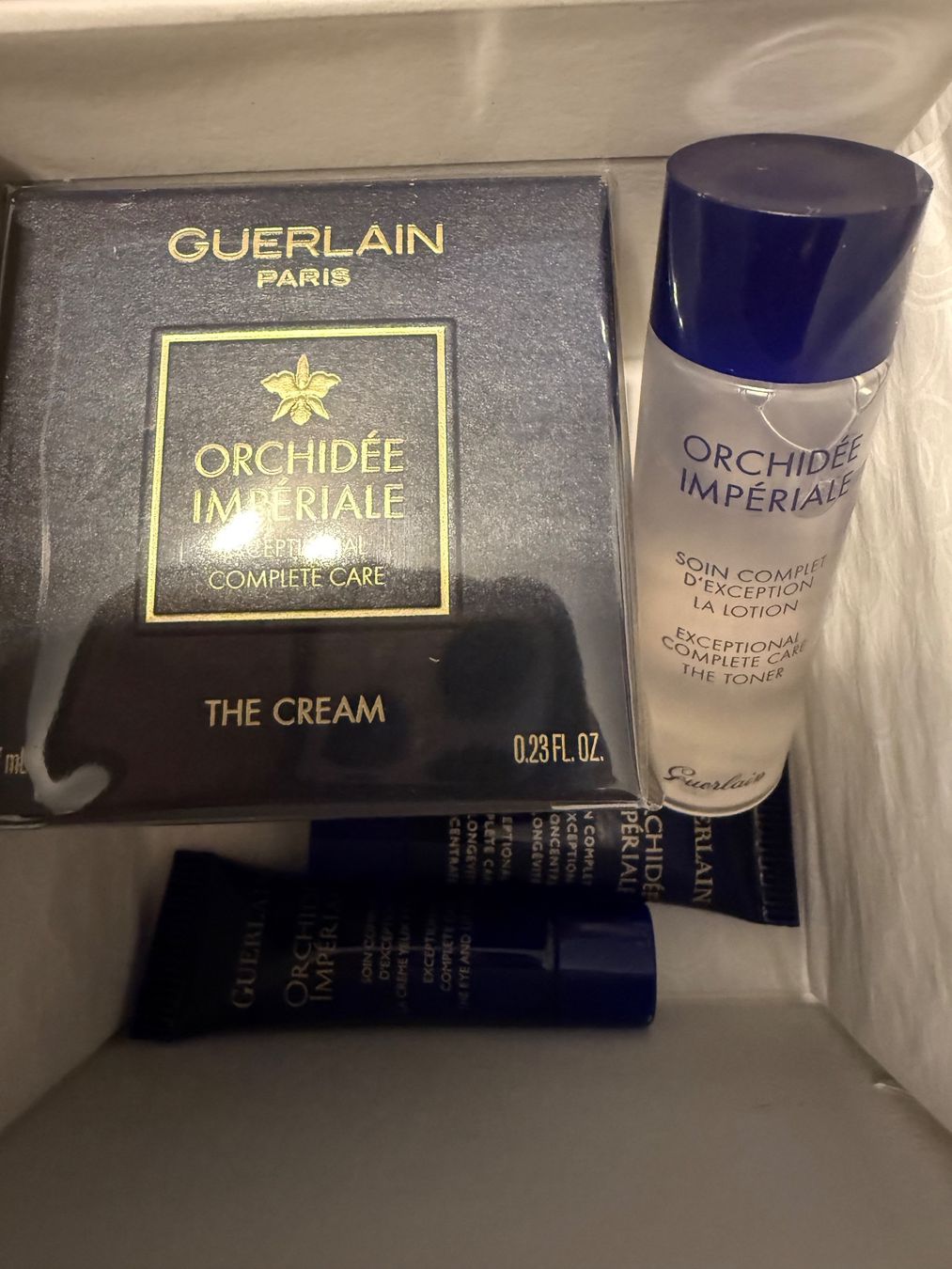 Guerlain Soins du visage: SOIN COMPLET POUR LE CORPS "ORCHIDÉE IMPÉRIALE " DE GUERLAIN – Neuf avec emballage d'origine à Fully par jbb_8f5r 1