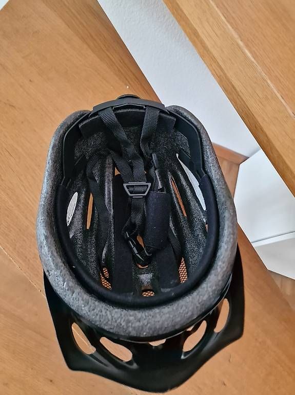 Caschi: Velohelm Gr. 54 - 57 cm – Usato da Zürich venduto da Mary_care1 1